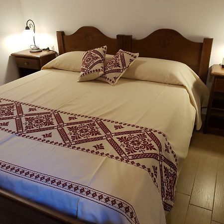 Casa Vacanze La Pavoncella Иглесиас Екстериор снимка