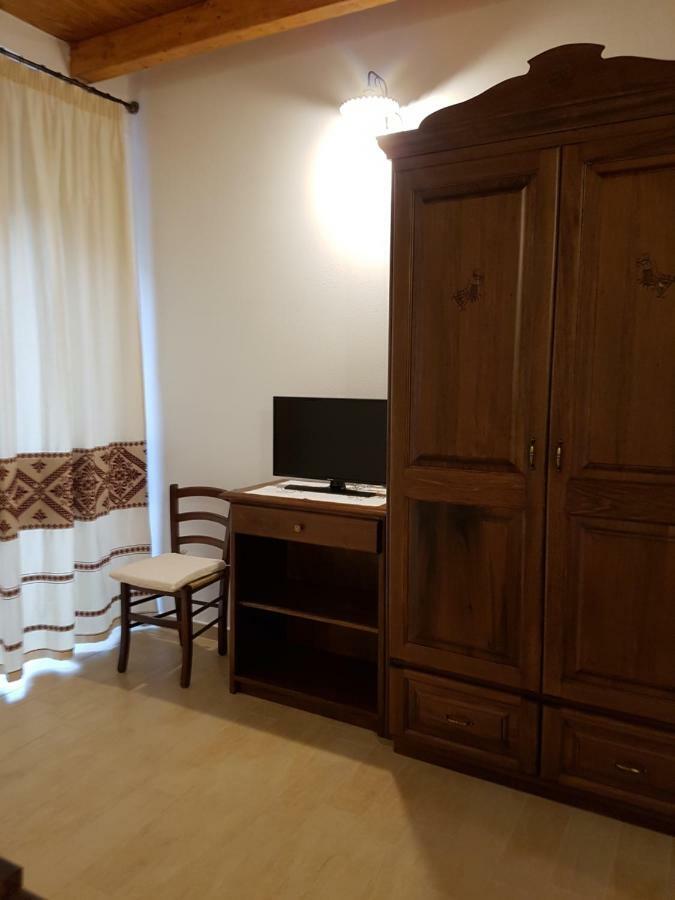 Casa Vacanze La Pavoncella Иглесиас Екстериор снимка