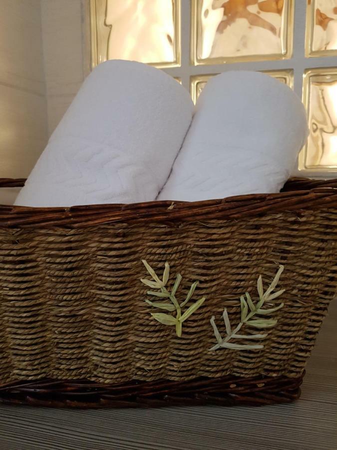 Casa Vacanze La Pavoncella Иглесиас Екстериор снимка