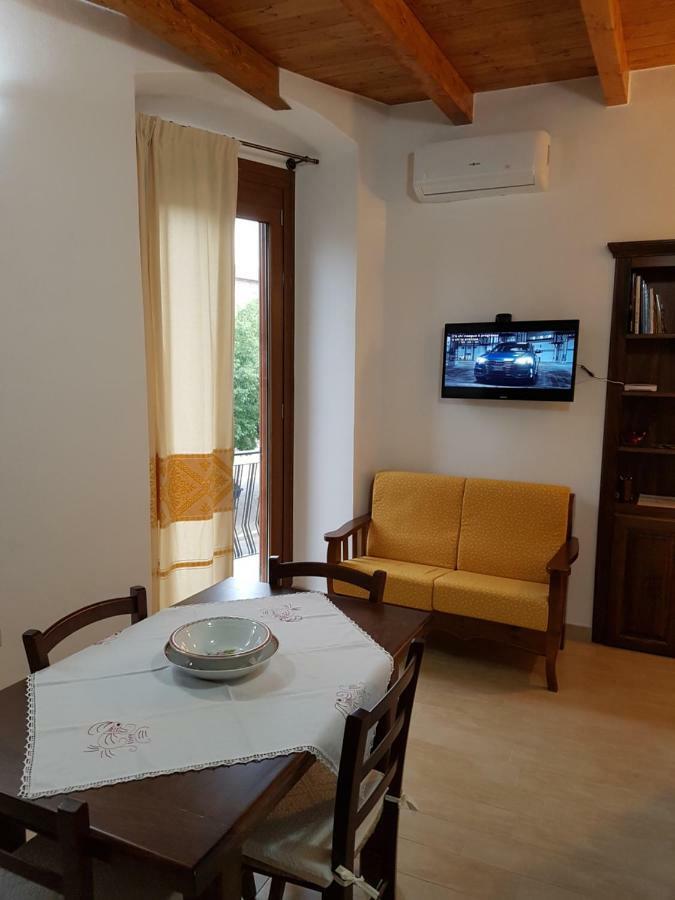 Casa Vacanze La Pavoncella Иглесиас Екстериор снимка